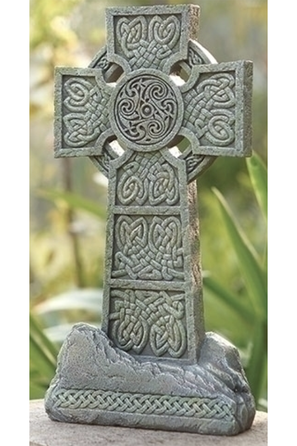 RM Celtic Cross Garden Statue