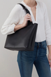 Vida Tote - Micro Pebbled Hide Black