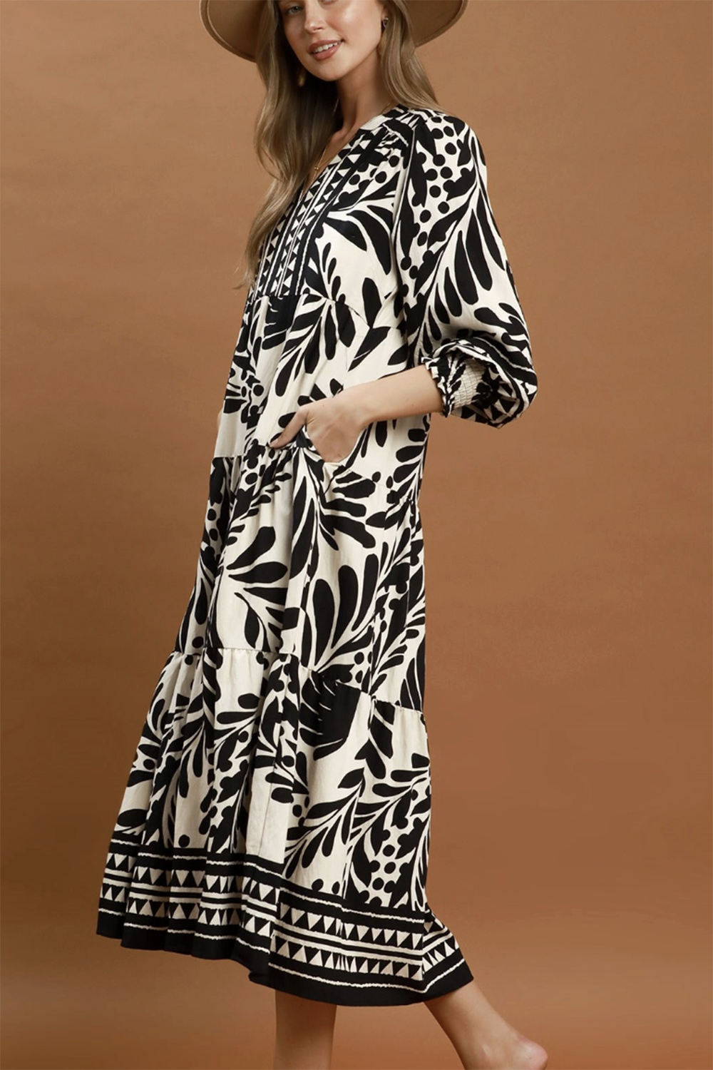 Botanical Print Maxi Dress - Black