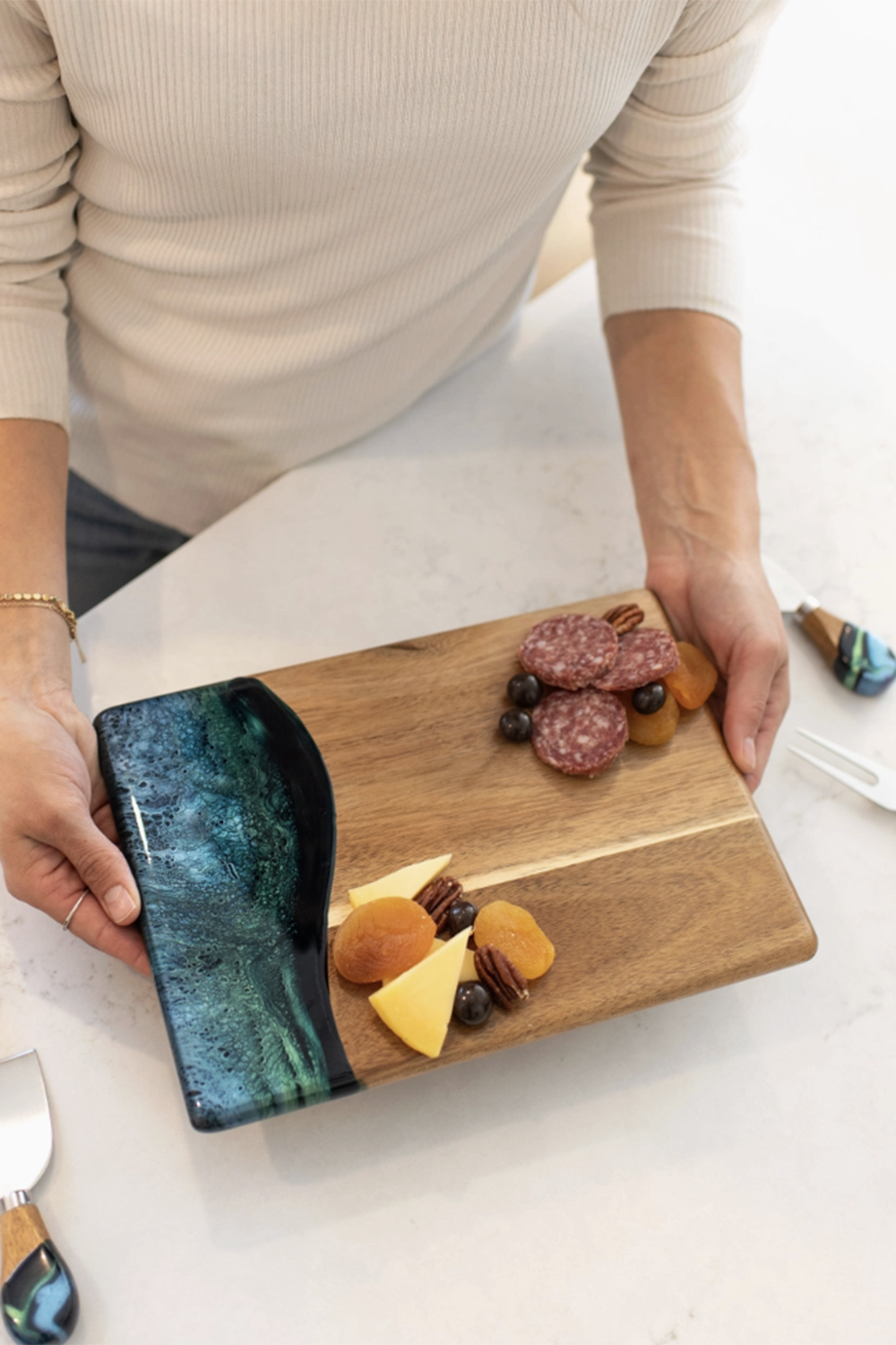 Lynnie Cheeseboard - Mini Northern Lights