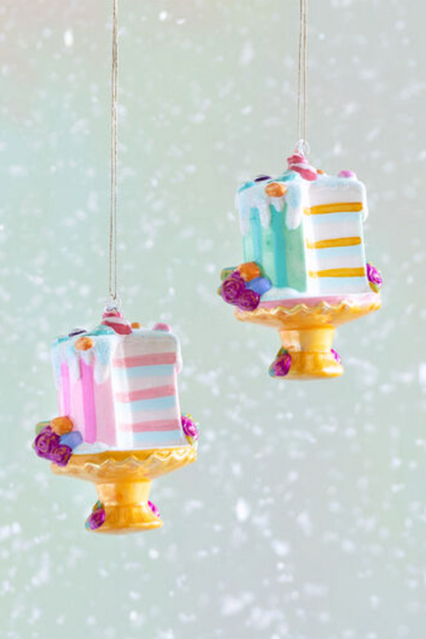 Funky Ornament - Macaroon Cake