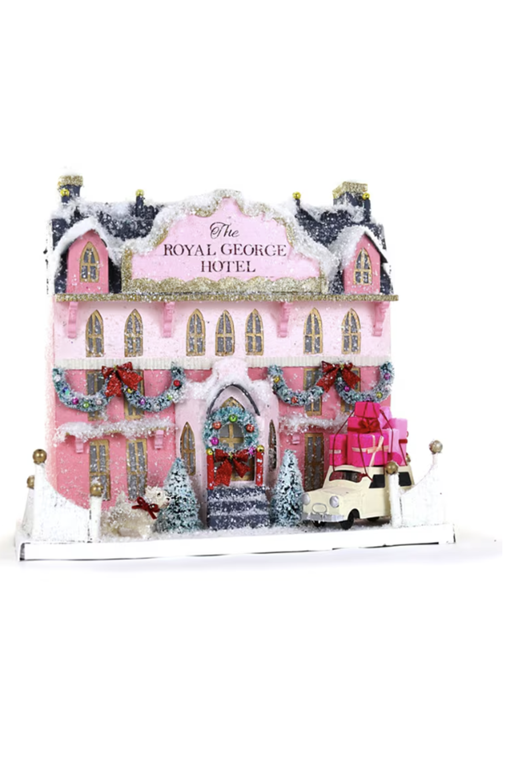 Whimsical Village House - The Royal George Hotel