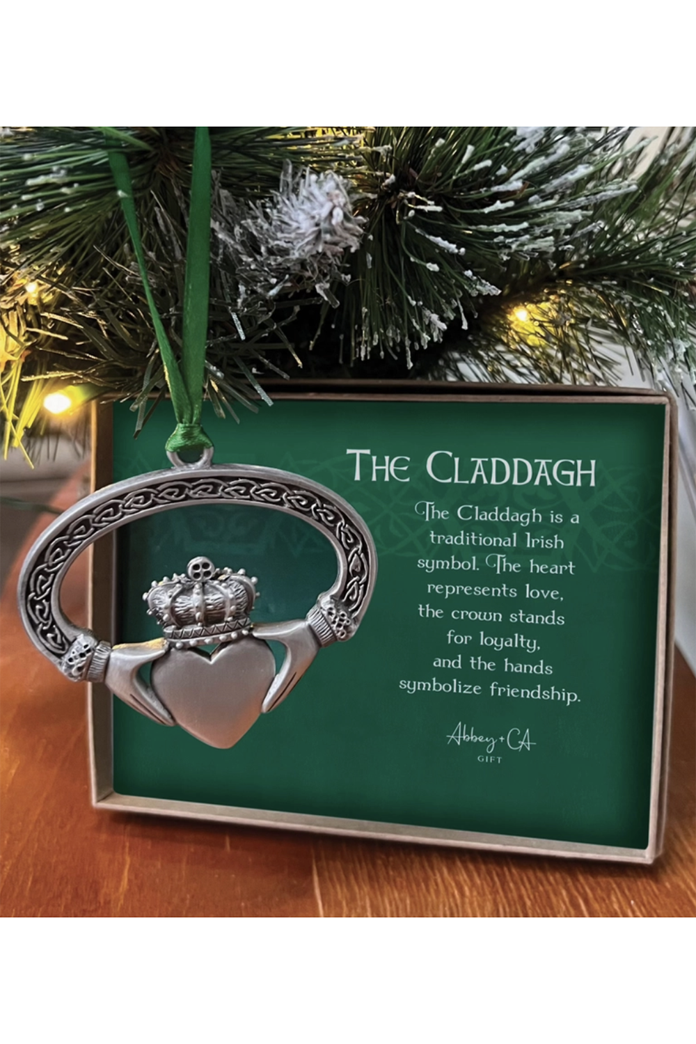 Boxed Ornament - Irish Claddagh