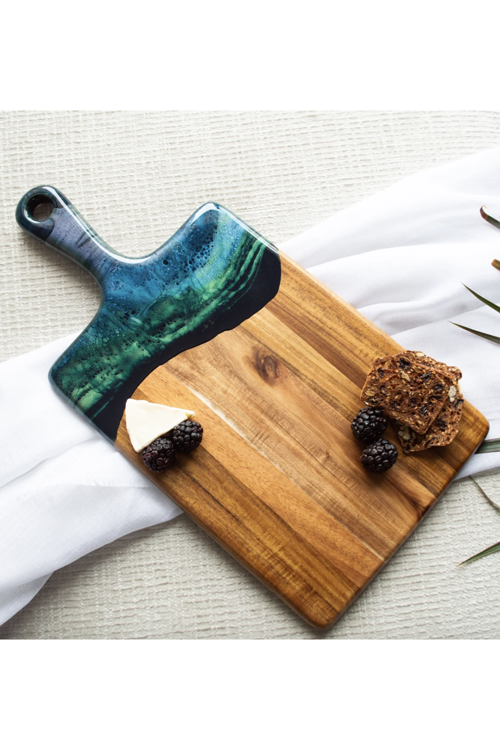 Lynnie Cheeseboard - 8x16" Northern Lights