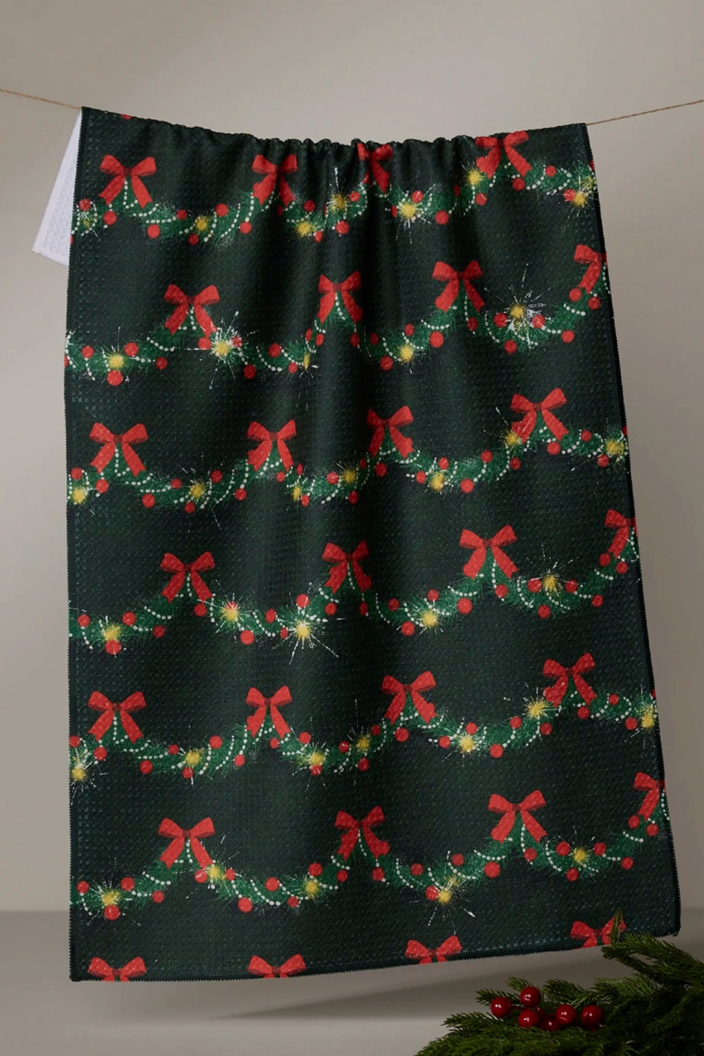 Geometry Kitchen Tea Towel - Yuletide Garland