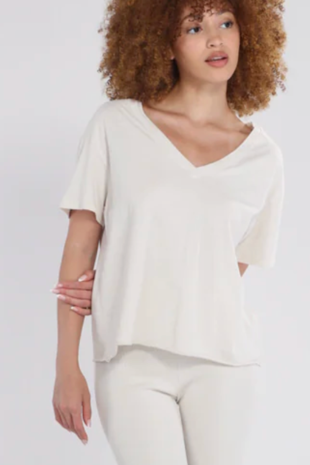 Bra30 V-Neck Jersey Tee - Egg Nog