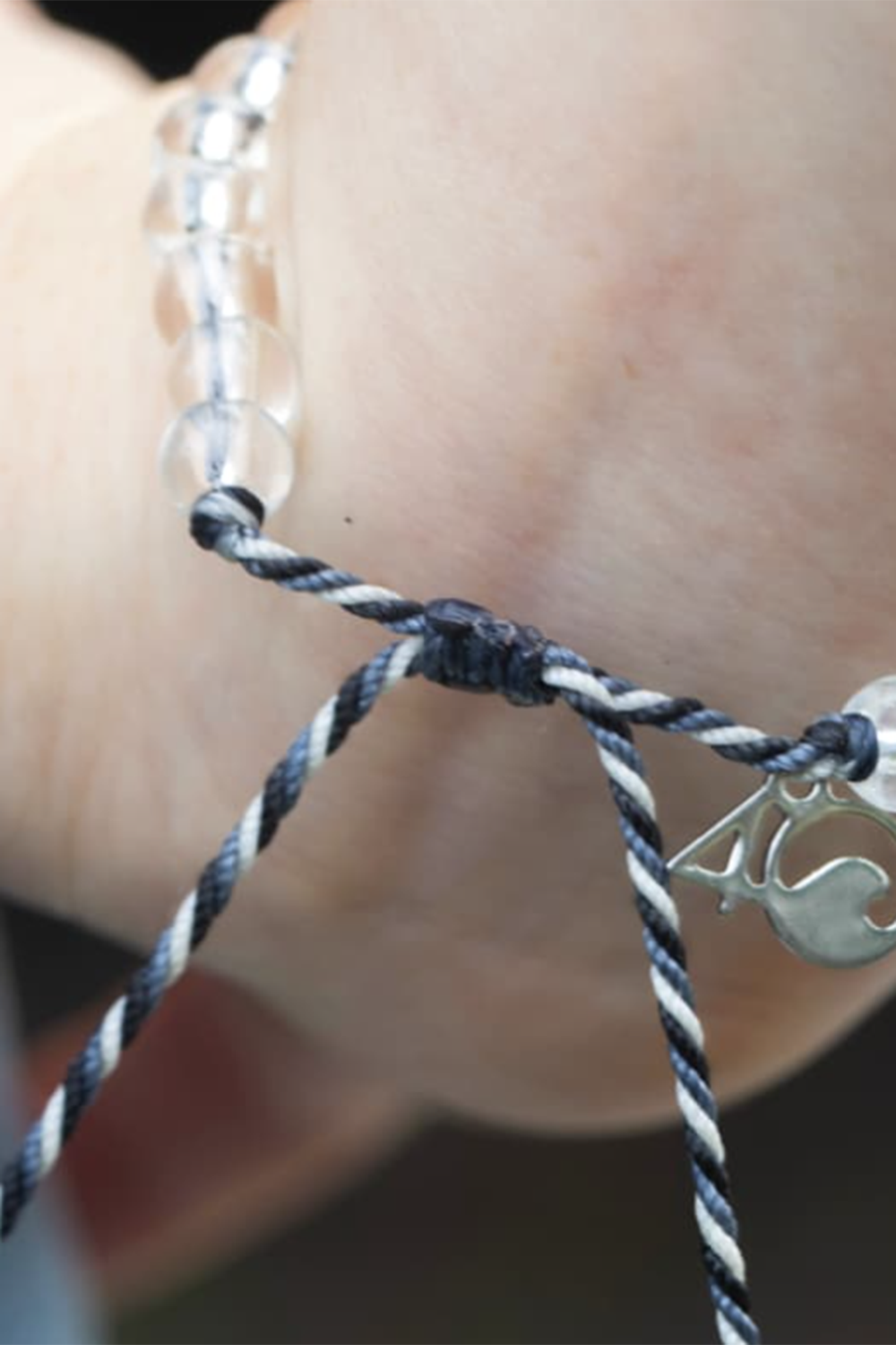 White sales 4ocean bracelet